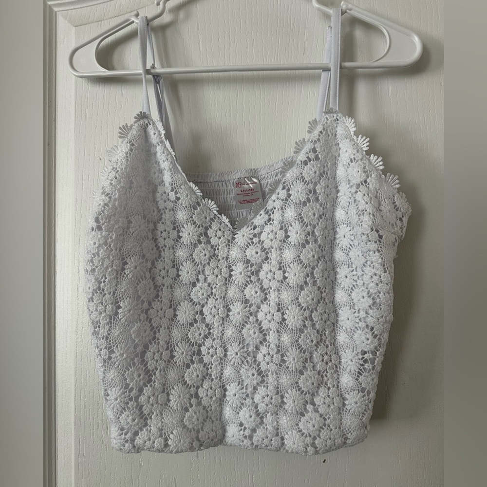 No Boundaries White Floral Lace Camisole